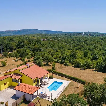 Holiday home Santa Domenica Nedescina